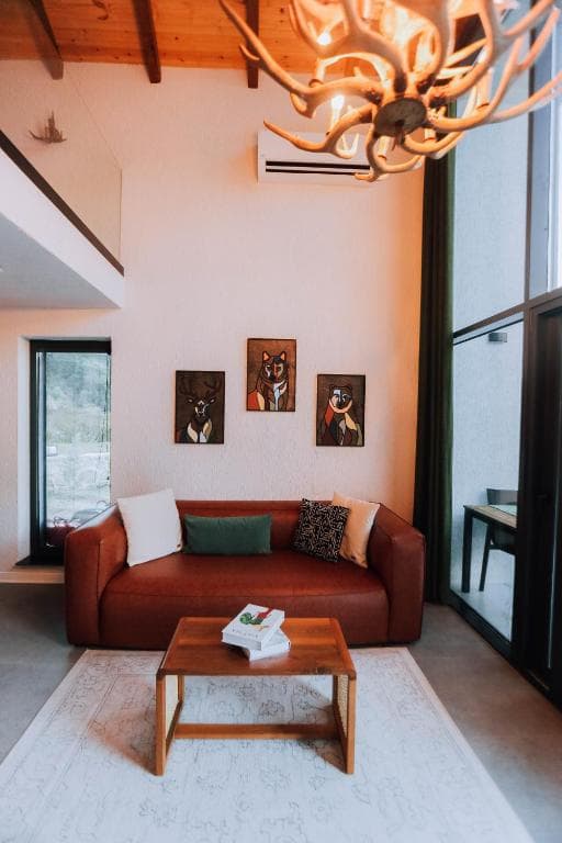 Roof Villa 102 — iç mekân yaşam alanı